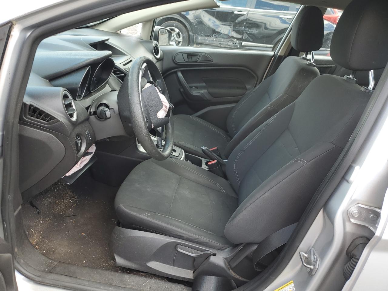 3FADP4BJXHM138685 2017 Ford Fiesta Se