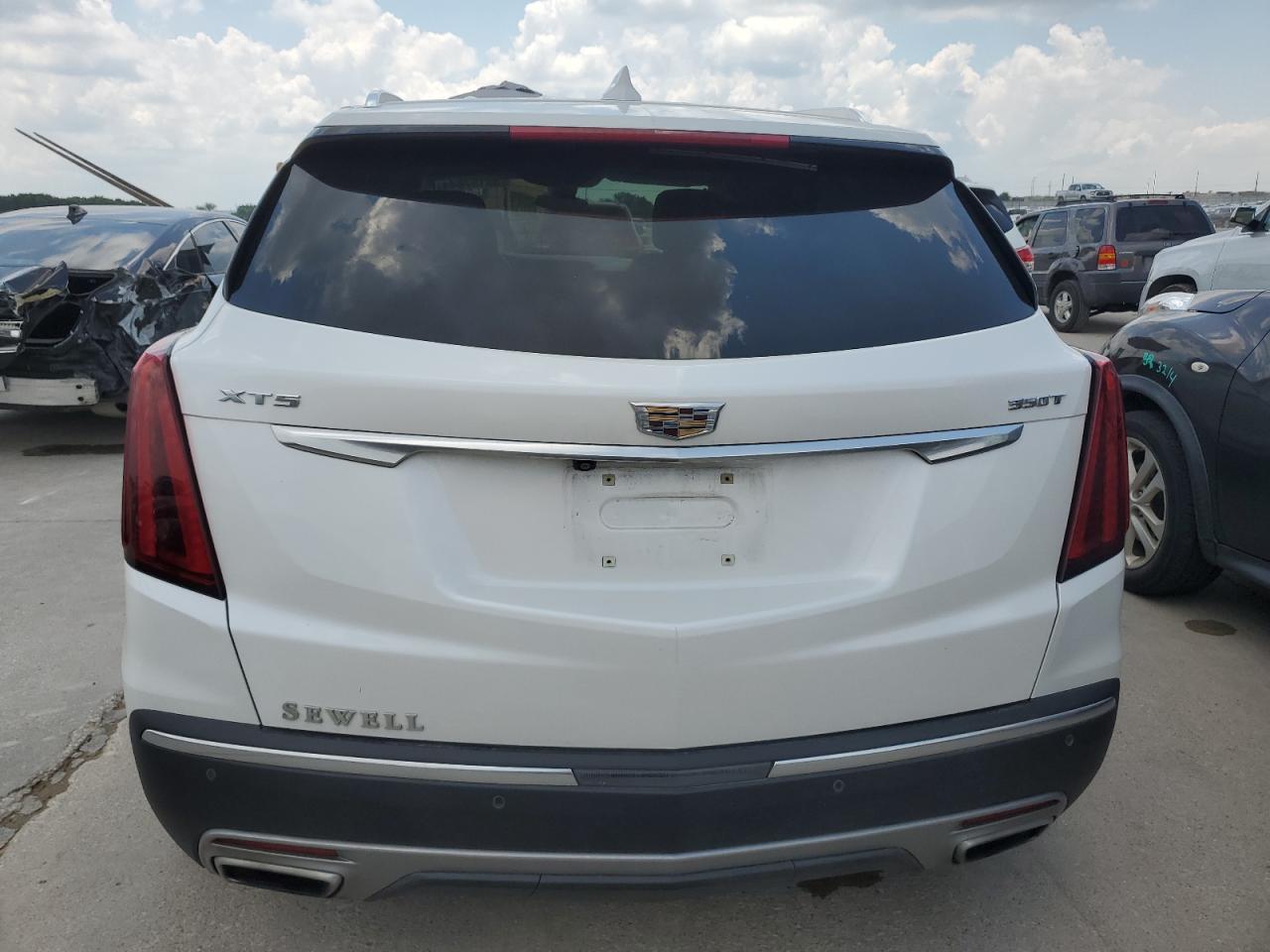 1GYKNCR49MZ124233 2021 Cadillac Xt5 Premium Luxury