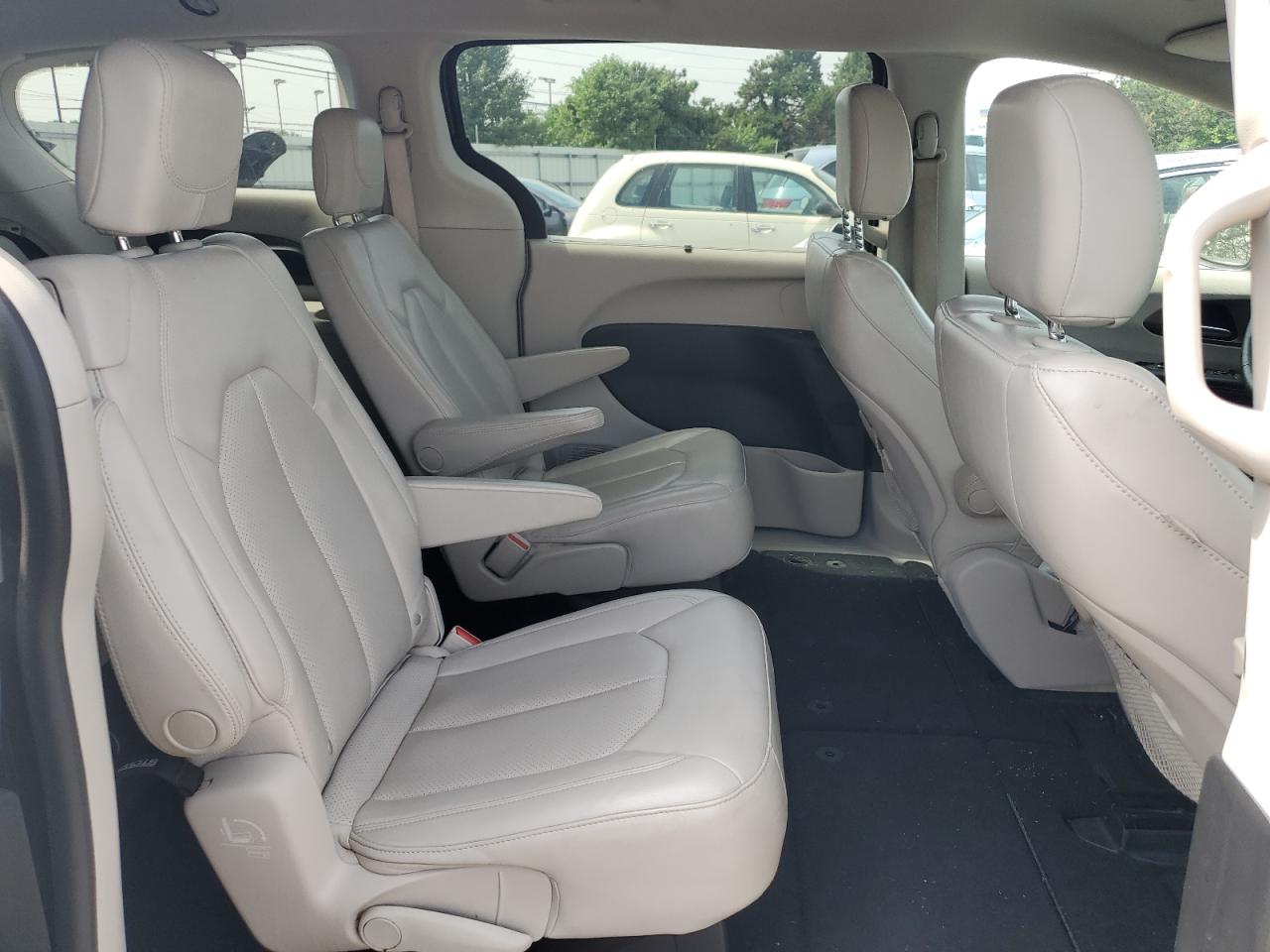 2C4RC1DG7MR537679 2021 Chrysler Voyager Lxi