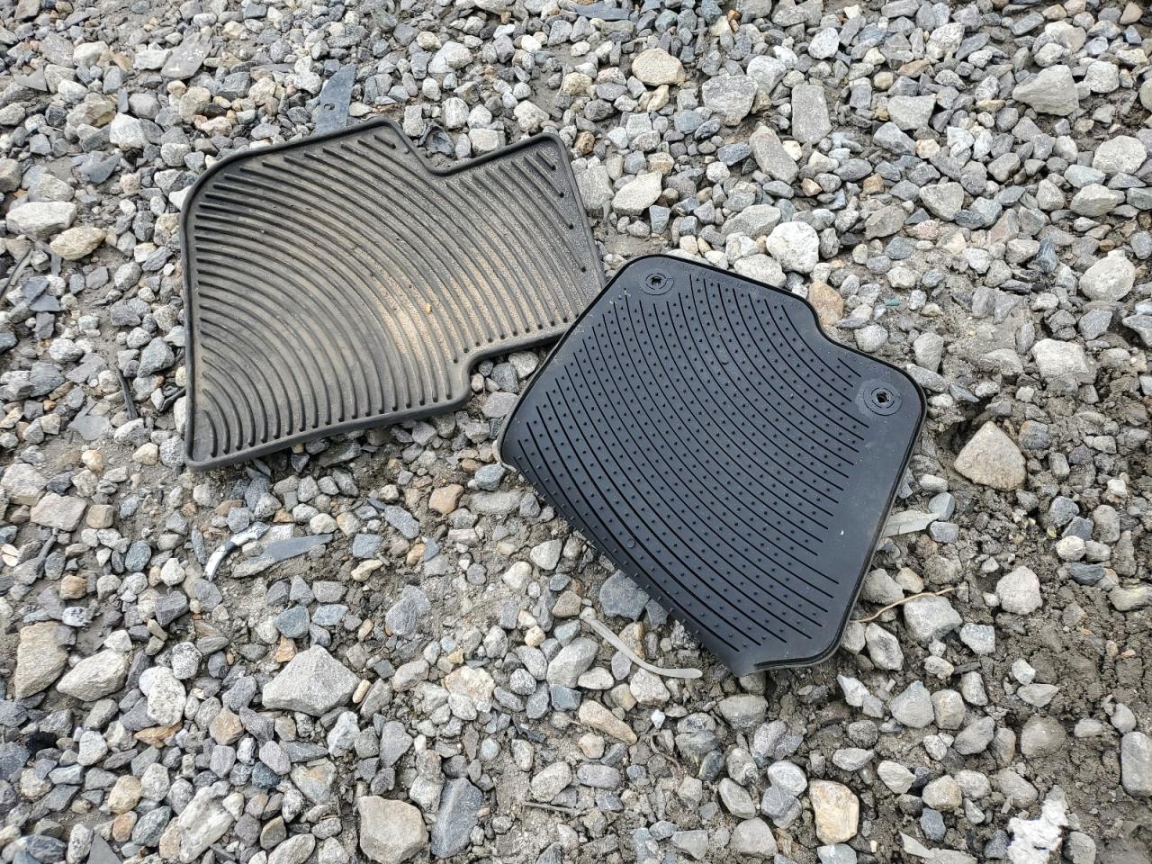 1VWCN7A36DC005334 2013 Volkswagen Passat Sel