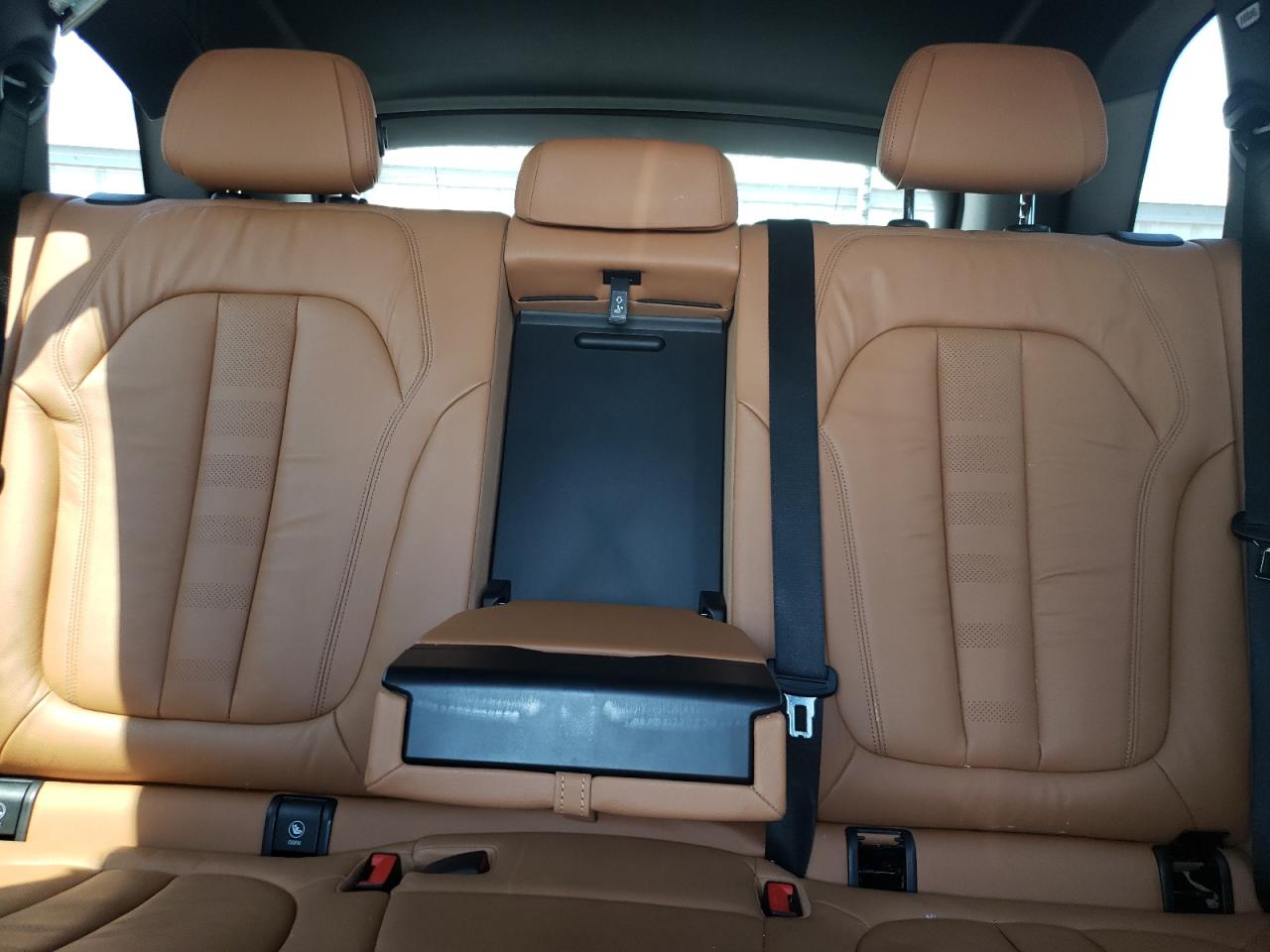 5UXCR6C50KLK88261 2019 BMW X5 xDrive40I