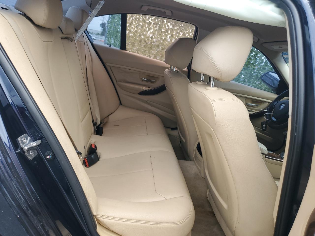 WBA3B1C54EK131591 2014 BMW 320 I