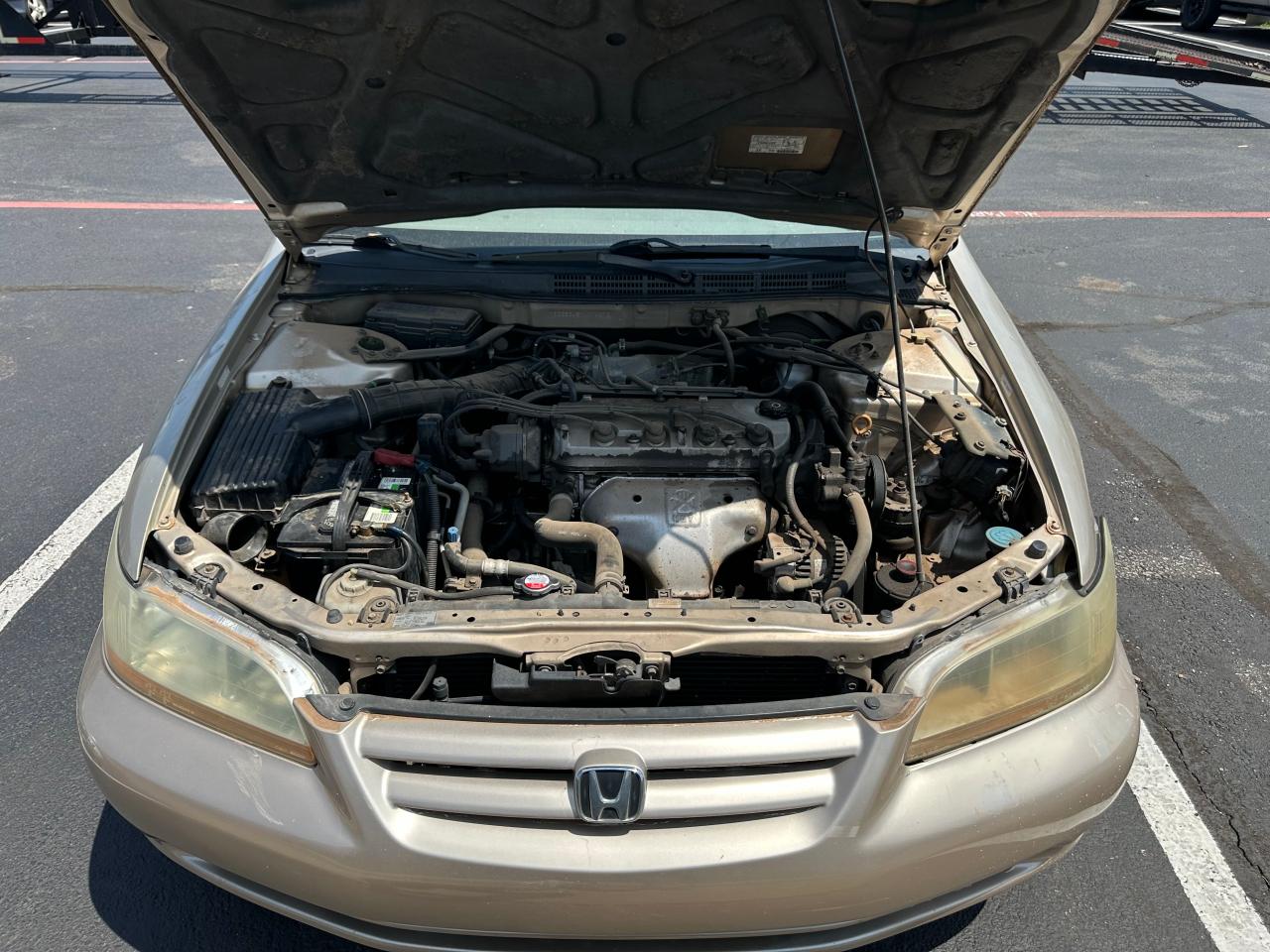1HGCG56481A014676 2001 Honda Accord Lx