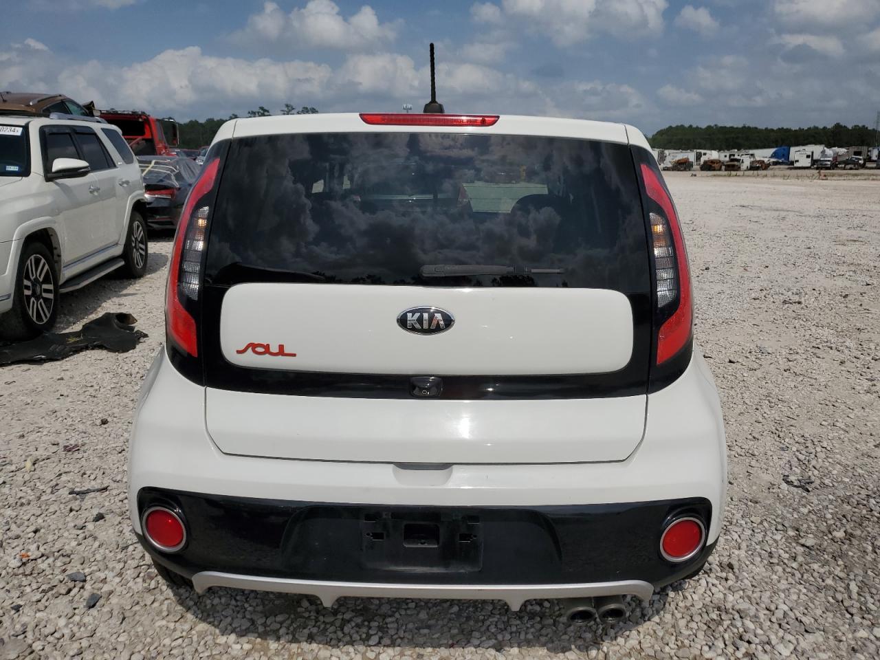 KNDJX3AA1H7471019 2017 Kia Soul !