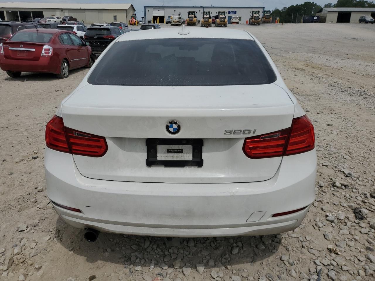 WBA3B1C54EP679920 2014 BMW 320 I