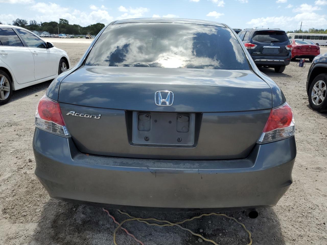 1HGCP2F33AA035487 2010 Honda Accord Lx