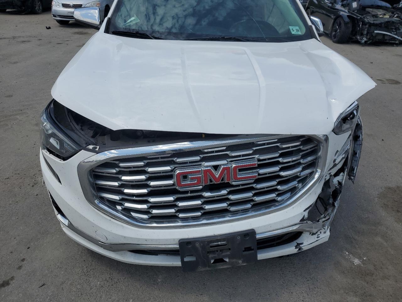 3GKALSEX6KL264721 2019 GMC Terrain Denali