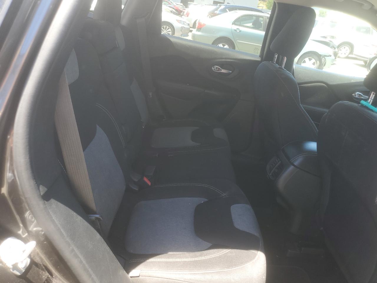 1C4PJMCSXEW208035 2014 Jeep Cherokee Latitude