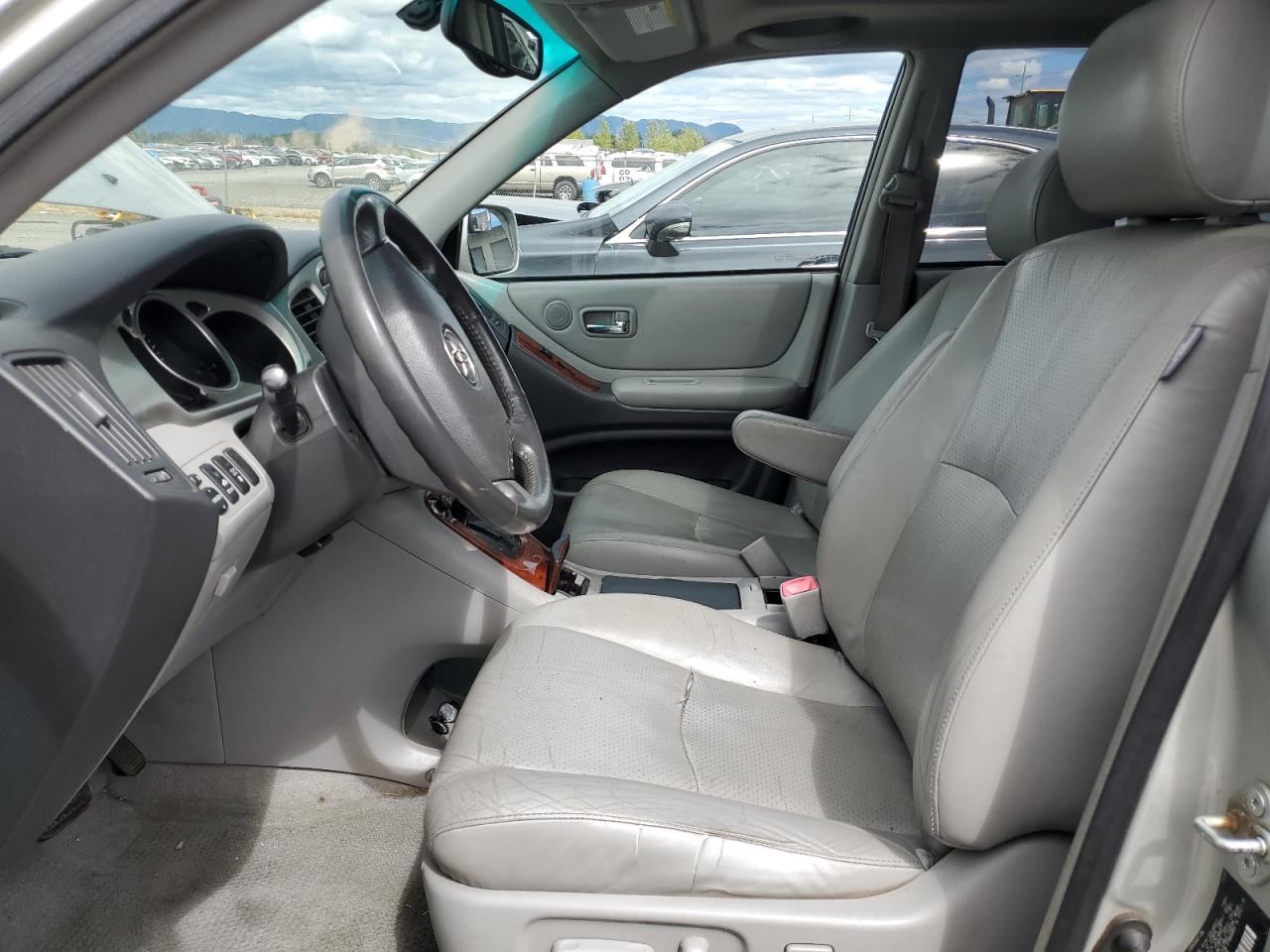 JTEEP21A540024235 2004 Toyota Highlander