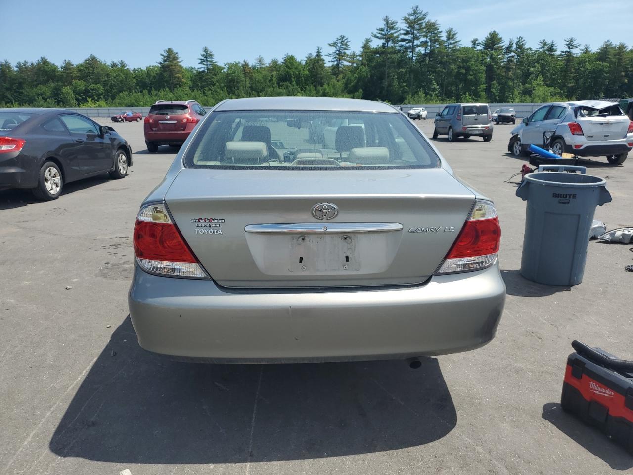 4T1BE32K45U985604 2005 Toyota Camry Le