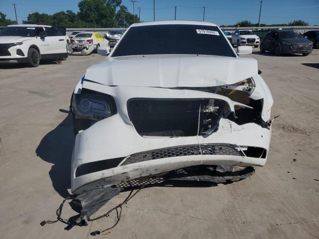 VIN 2C3CCABG3FH898722 2015 Chrysler 300, S no.5