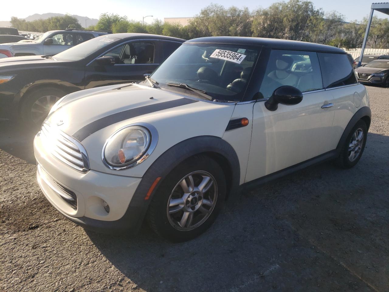 2012 Mini Cooper vin: WMWSU3C51CT258162