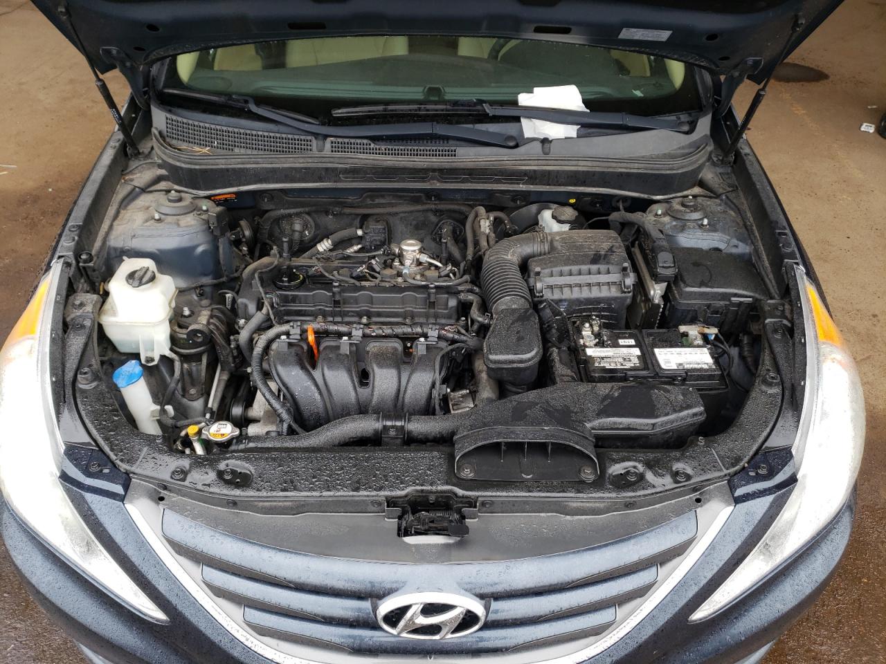 2014 Hyundai Sonata Gls vin: 5NPEB4AC3EH858413