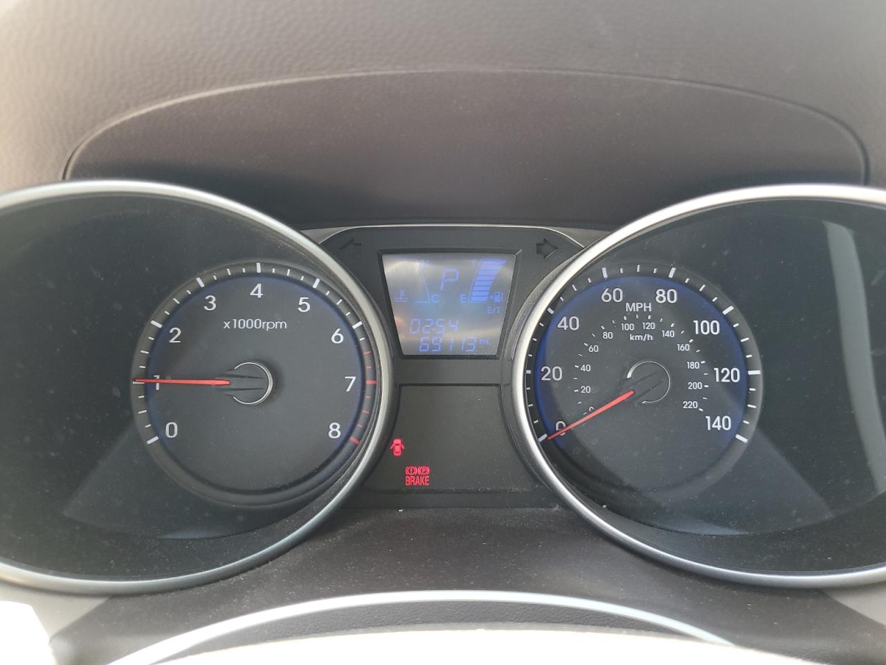 KM8JU3AC5BU274210 2011 Hyundai Tucson Gls