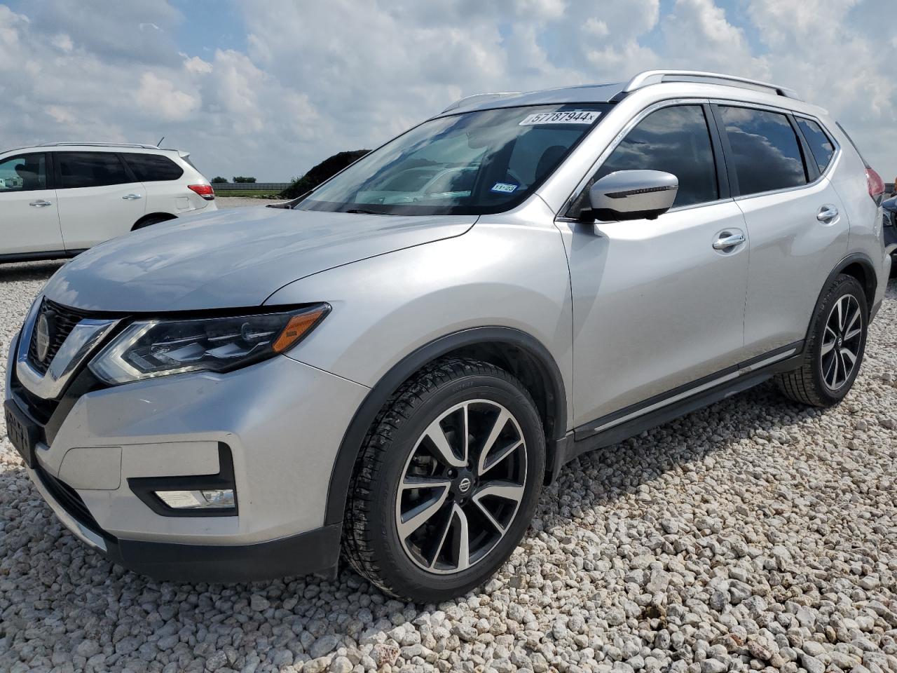 JN8AT2MTXJW469305 NISSAN ROGUE 2018