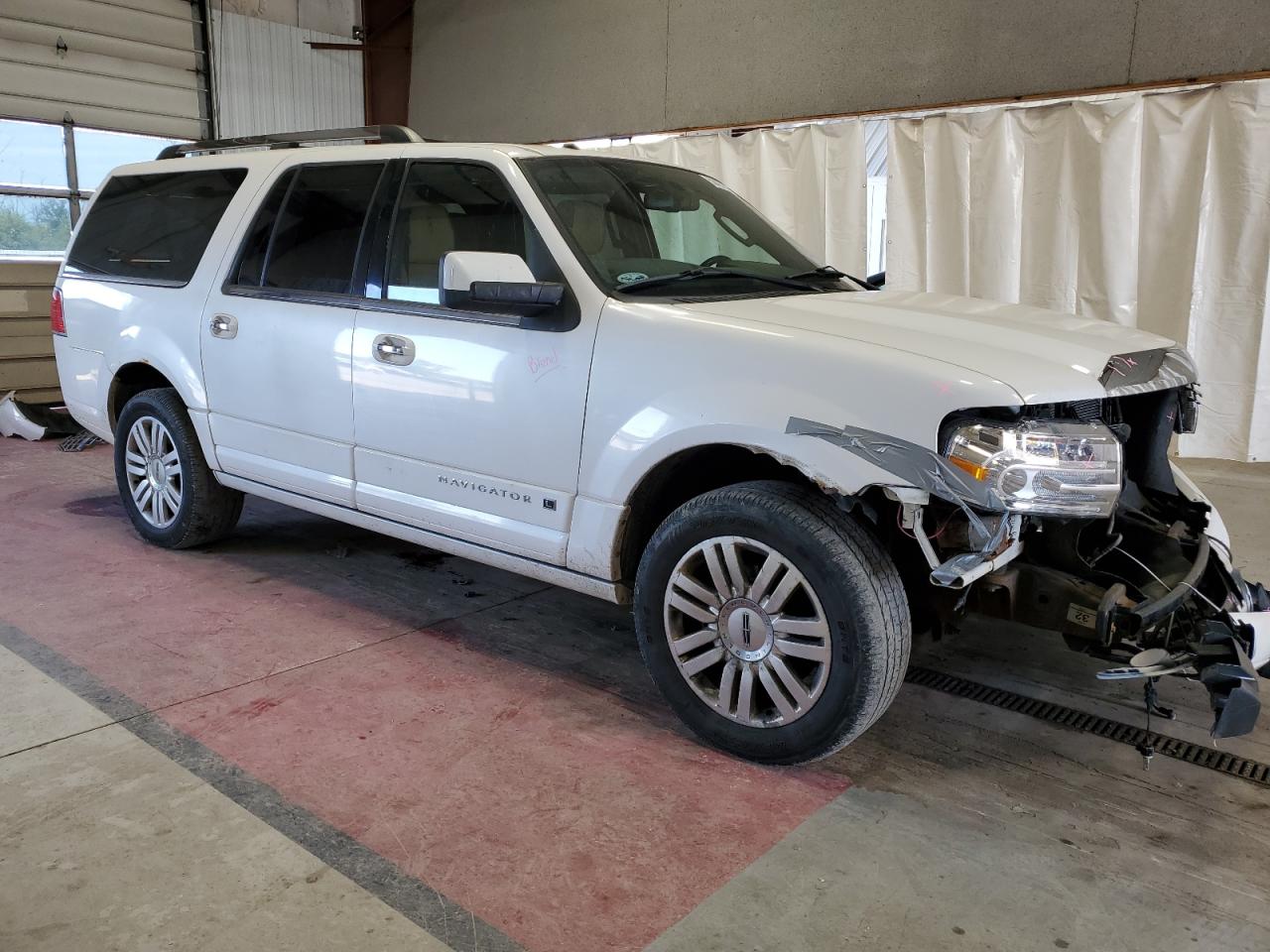 5LMJJ3J50CEL01803 2012 Lincoln Navigator L