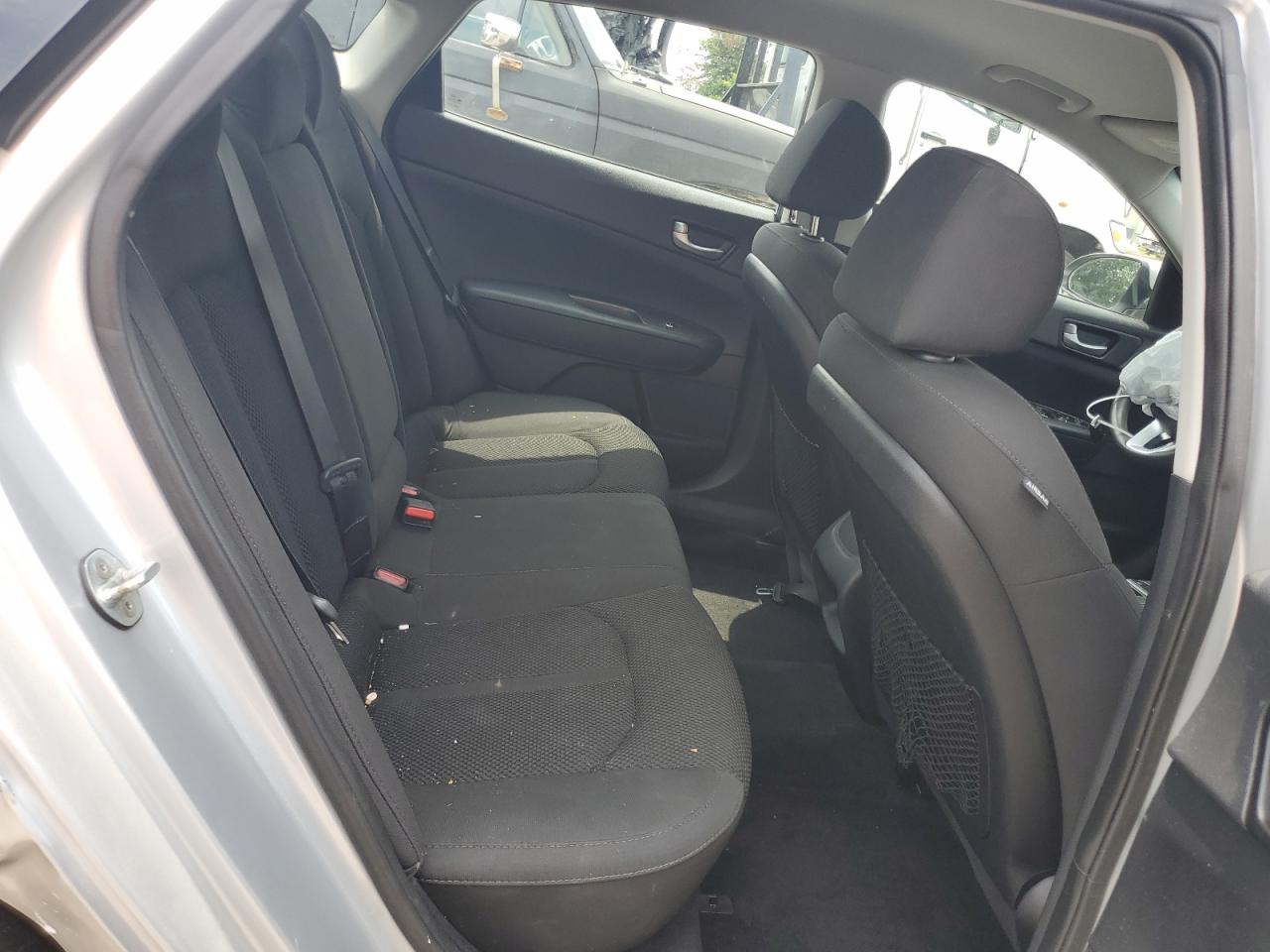 5XXGT4L32KG349326 2019 Kia Optima Lx