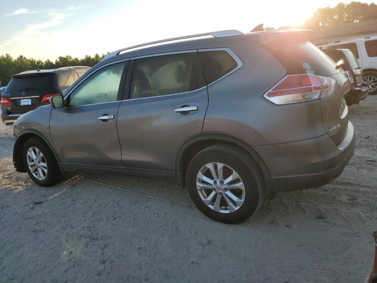 KNMAT2MT6GP666499 NISSAN ROGUE 2016