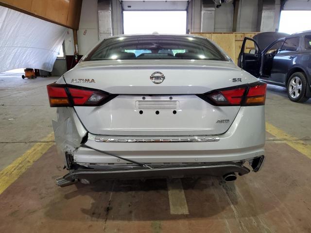 2021 Nissan Altima - Image 6