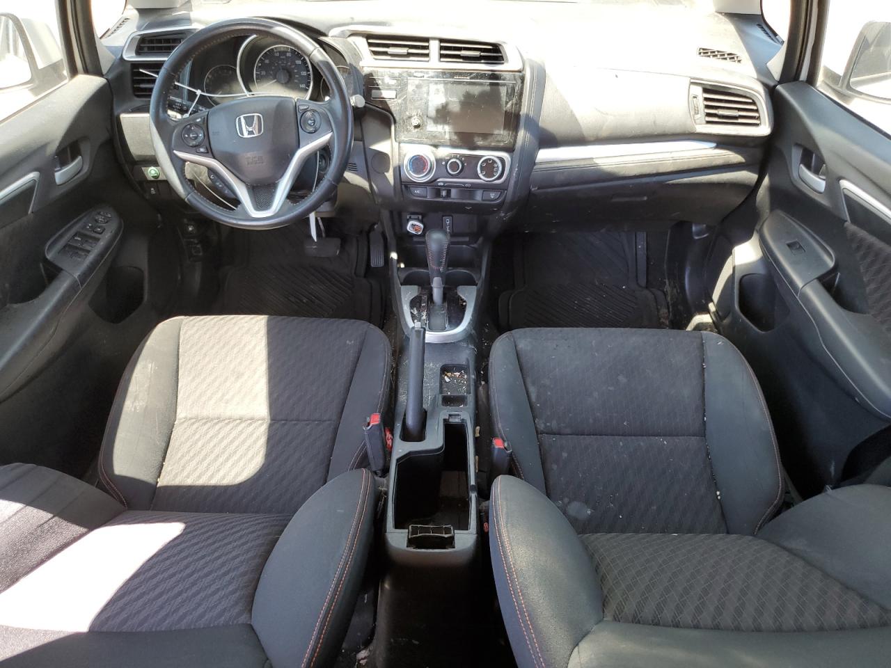 3HGGK5H62JM720219 2018 Honda Fit Sport