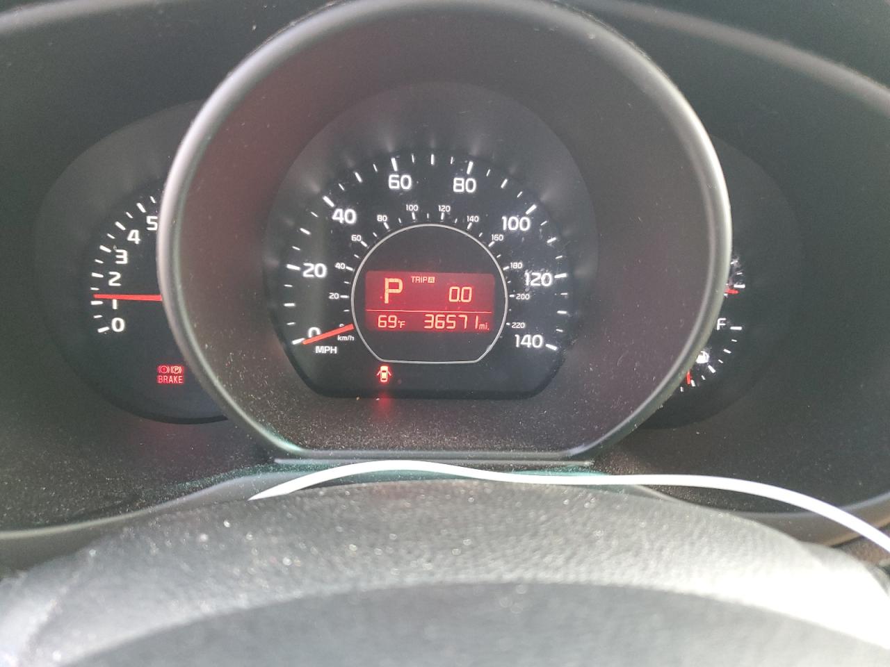 KNDJN2A25H7437223 2017 Kia Soul