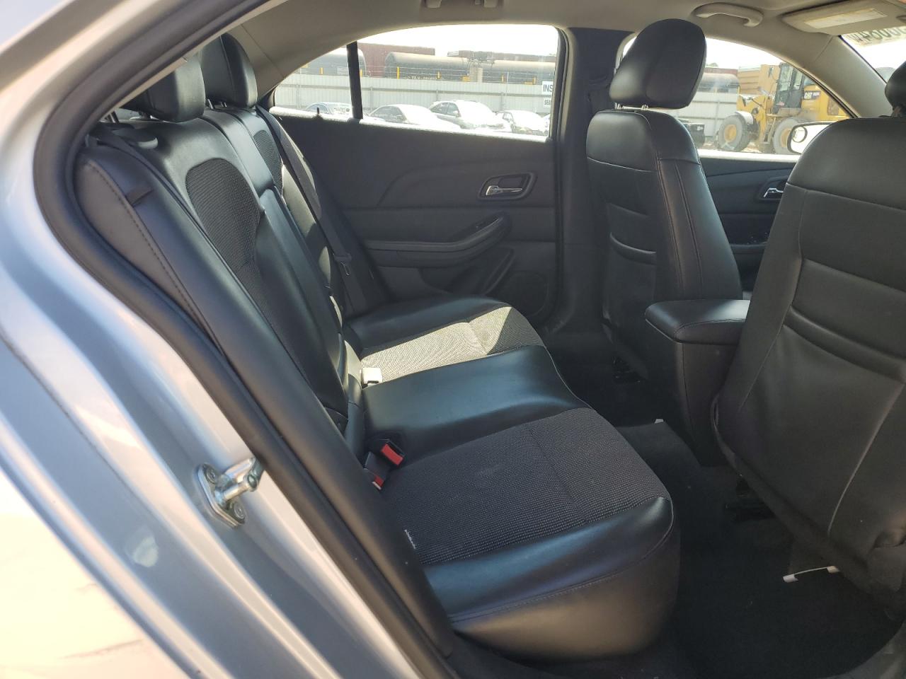 1G11D5SL7FU104346 2015 Chevrolet Malibu 2Lt