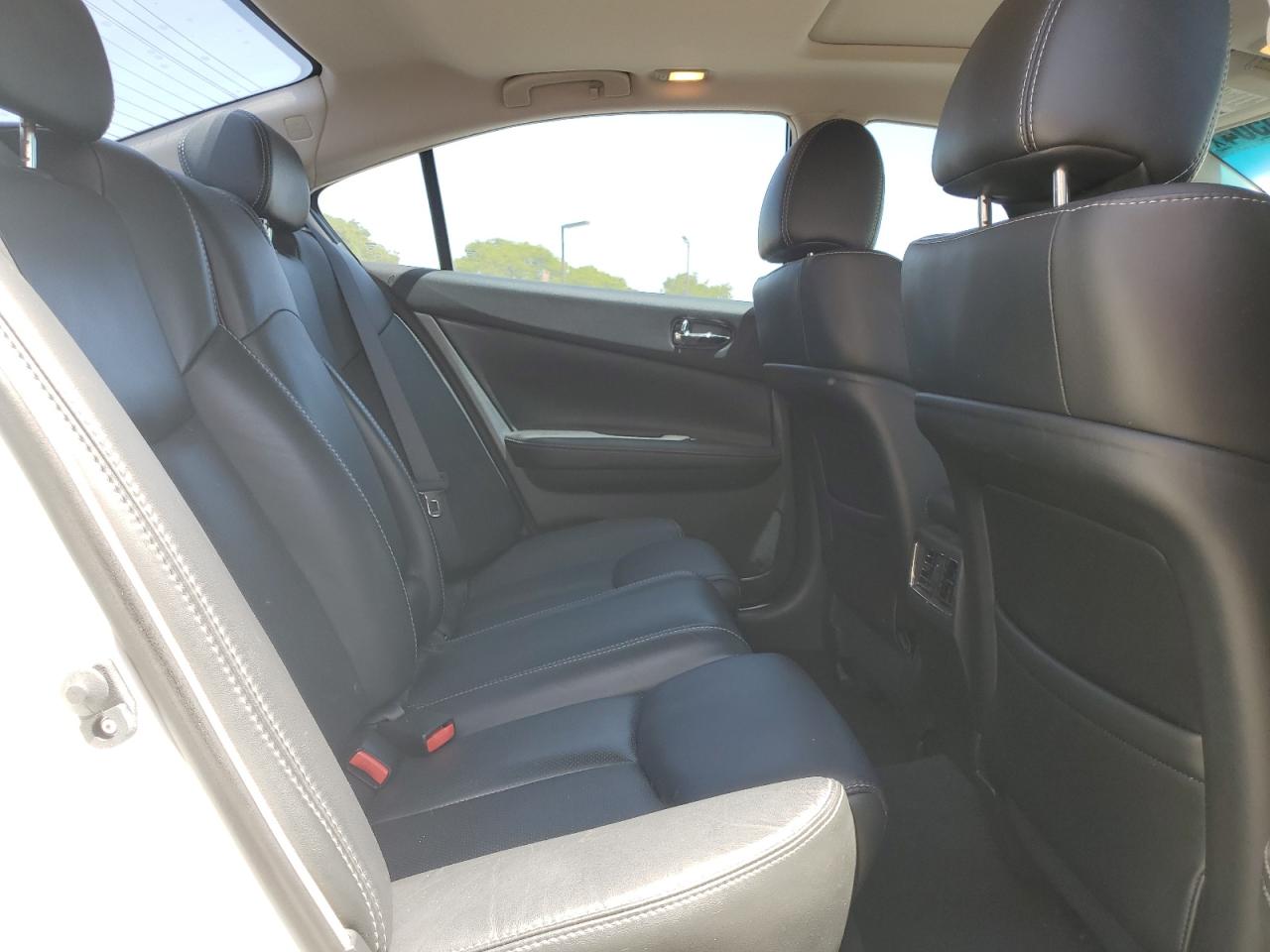 1N4AA5AP3DC845526 2013 Nissan Maxima S