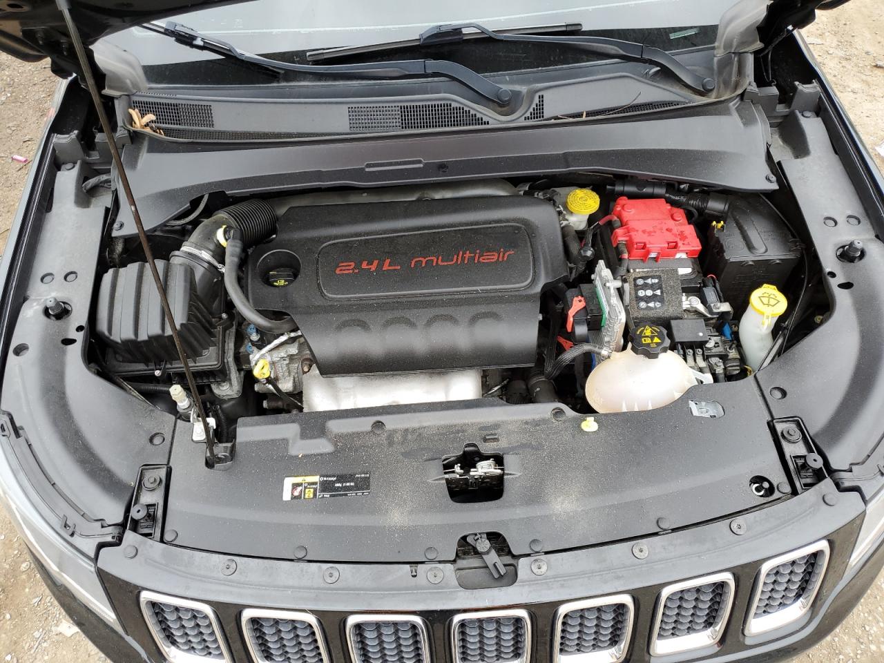 3C4NJDCB3KT812535 2019 Jeep Compass Limited