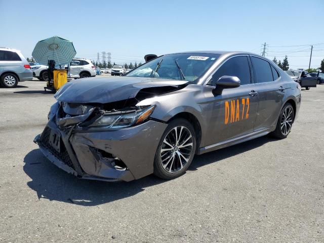 VIN 4T1B11HK0JU555697 2018 Toyota Camry, L no.1