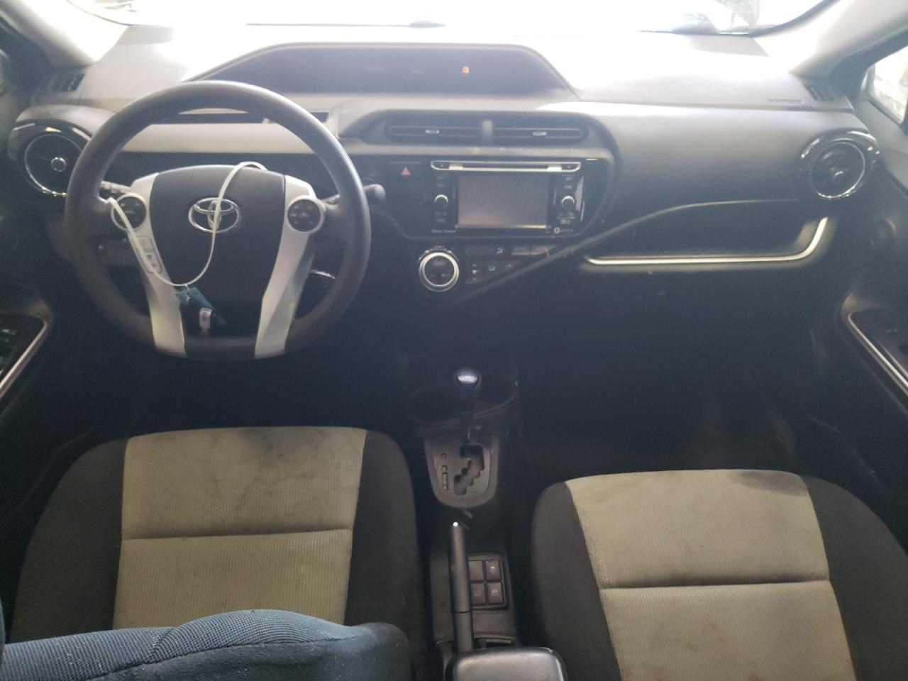 JTDKDTB35G1131709 2016 Toyota Prius C