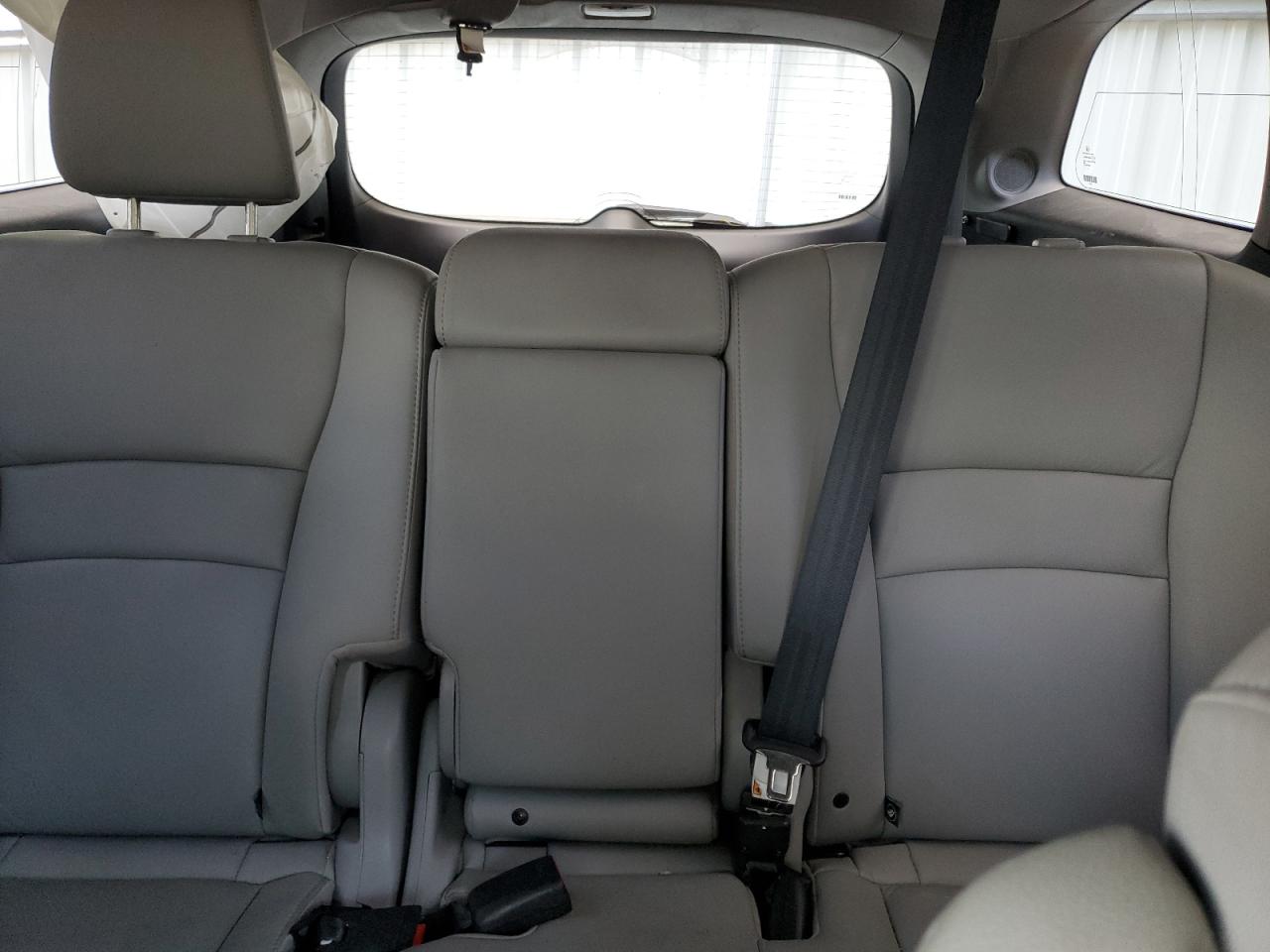 5FNYF6H95GB060231 2016 Honda Pilot Touring