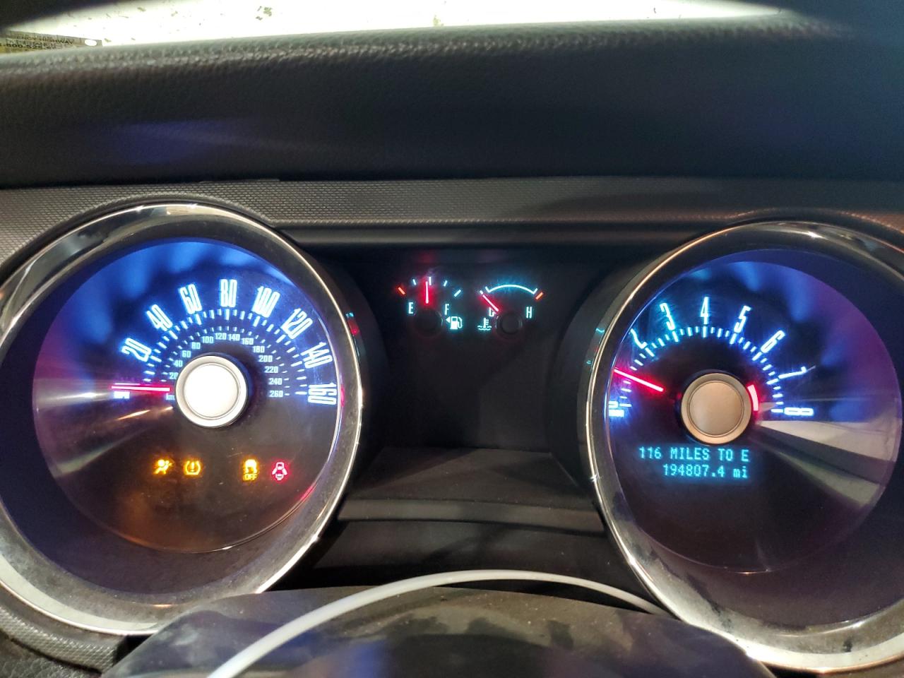 1ZVBP8AM1B5132675 2011 Ford Mustang