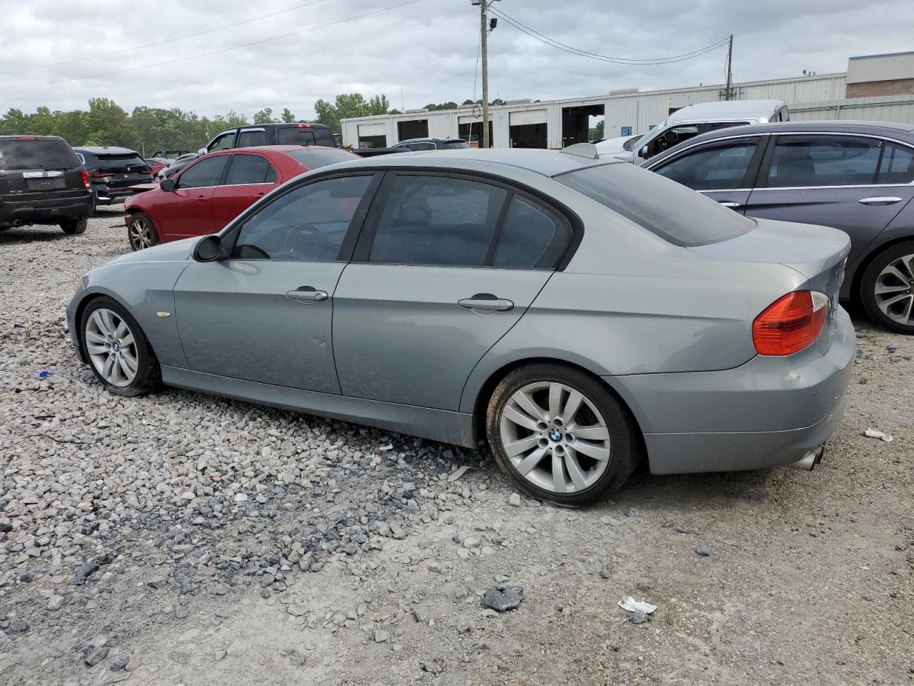 WBAVA37508NL51525 2008 BMW 328 I