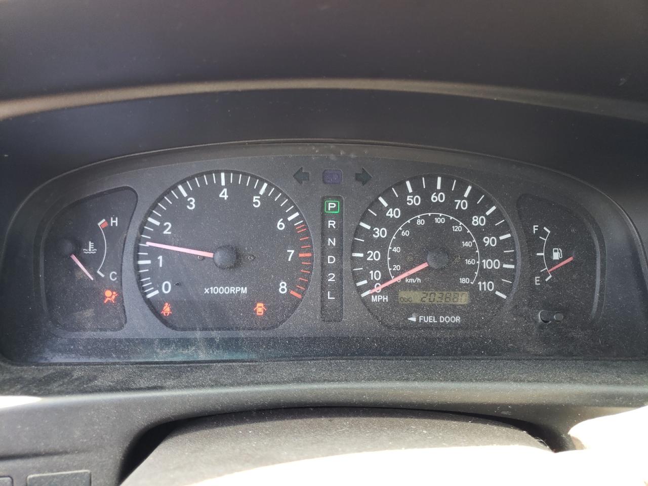 4T3ZF13C2WU007053 1998 Toyota Sienna Le