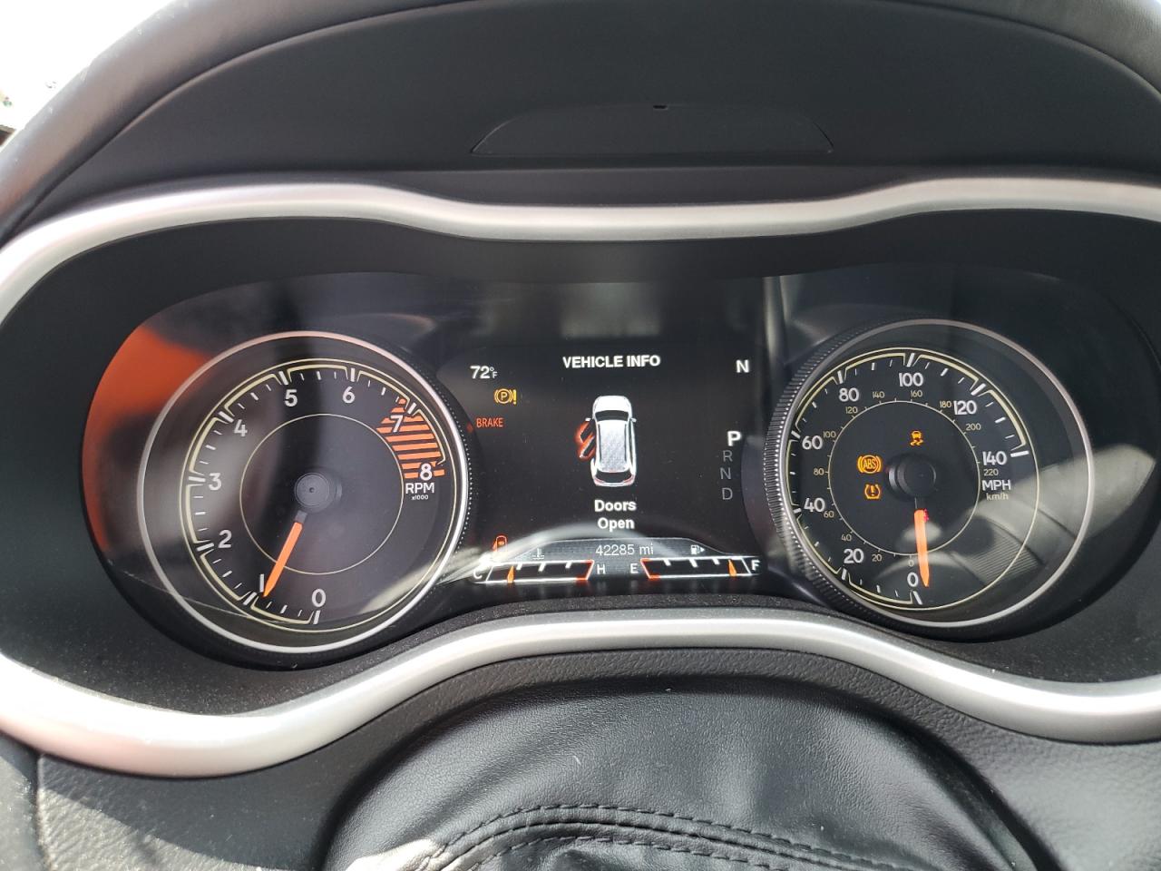 1C4PJLJS4HW549058 2017 Jeep Cherokee Overland