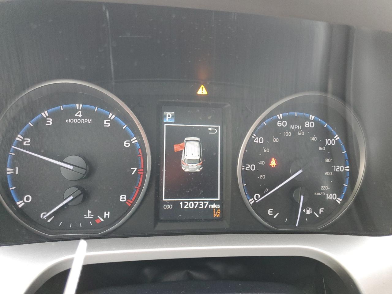 JTMZFREV8HJ144996 2017 Toyota Rav4 Le