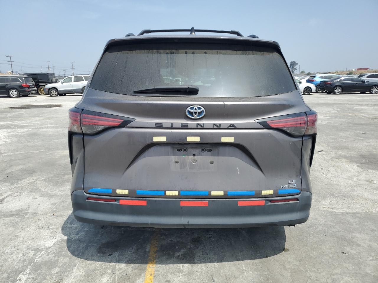 5TDBRKECXNS095572 2022 Toyota Sienna Le