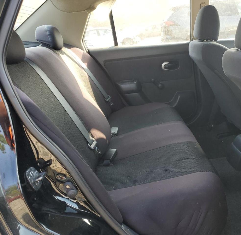 3N1CC11E29L466715 2009 Nissan Versa S