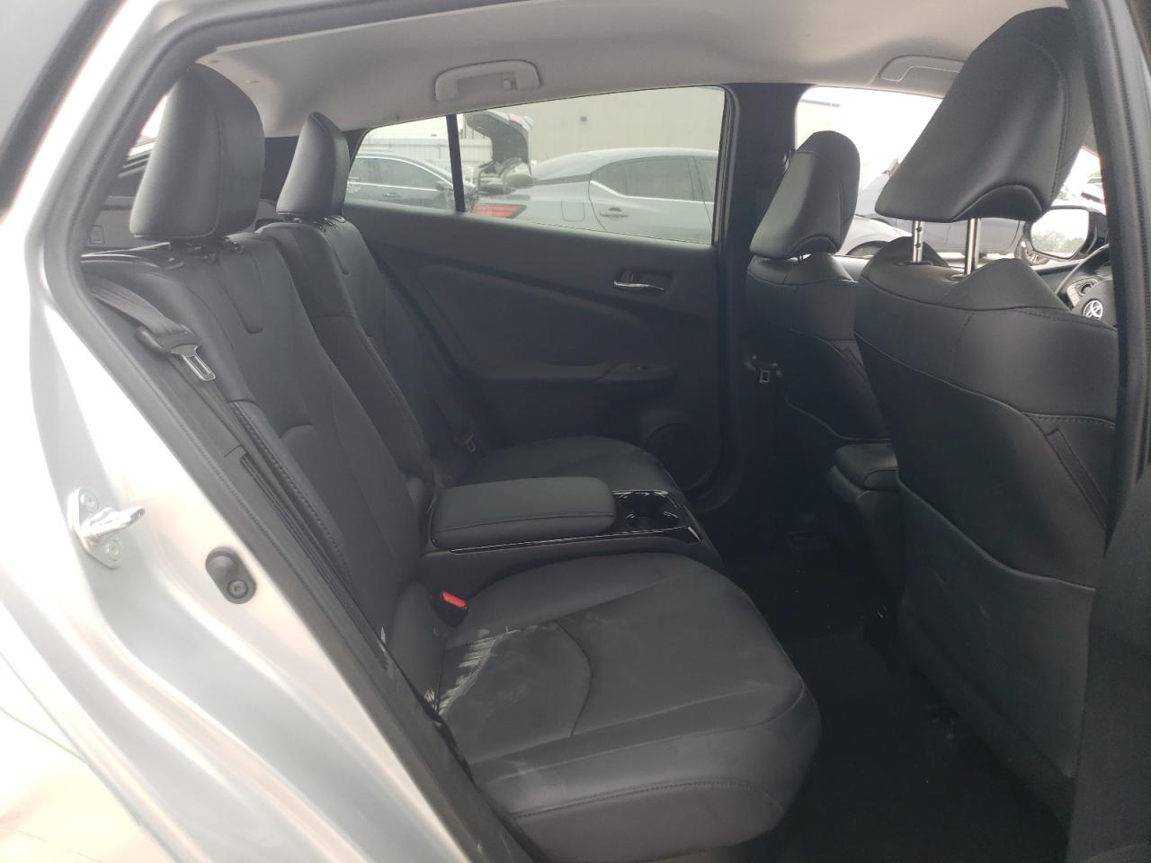 JTDKARFP1J3099734 2018 Toyota Prius Prime