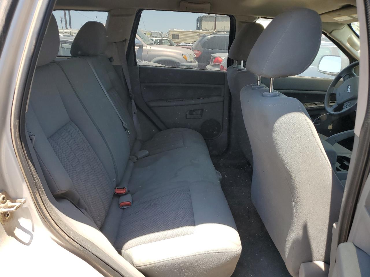 1J4GR48K65C577634 2005 Jeep Grand Cherokee Laredo