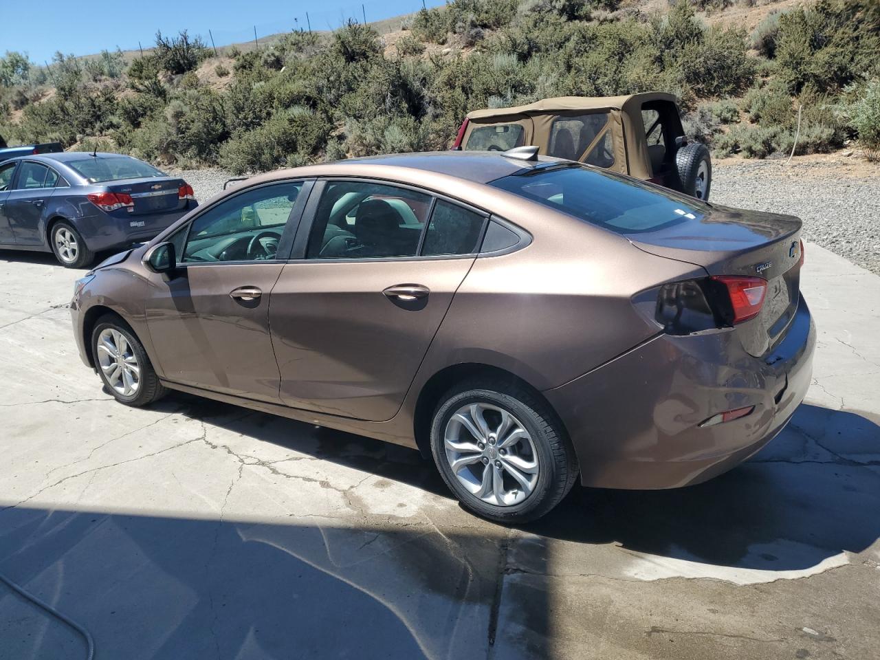 2019 Chevrolet Cruze Ls vin: 1G1BC5SM3K7125140