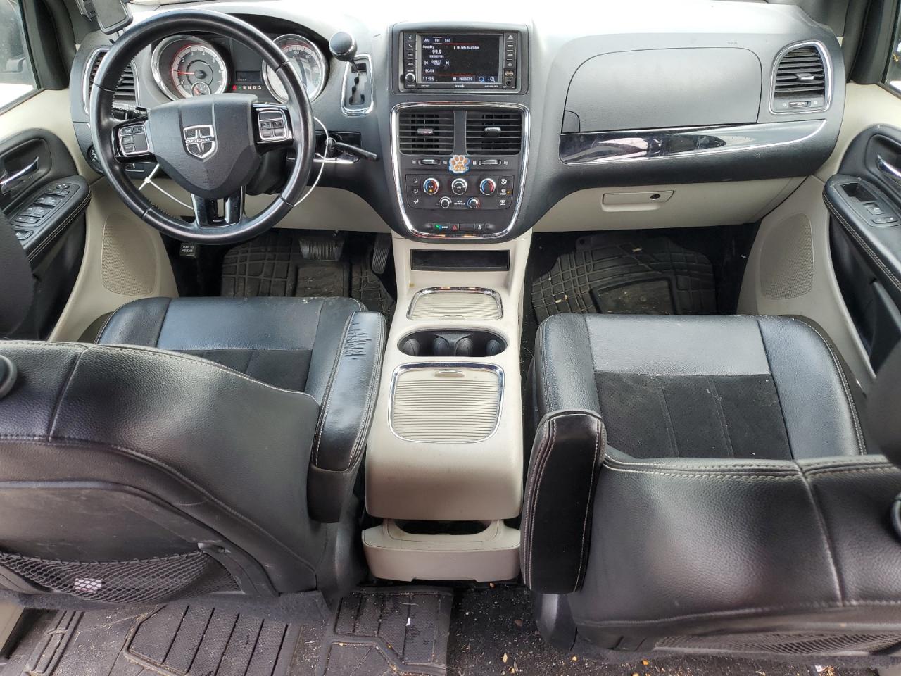 2C4RDGCG4JR266268 2018 Dodge Grand Caravan Sxt