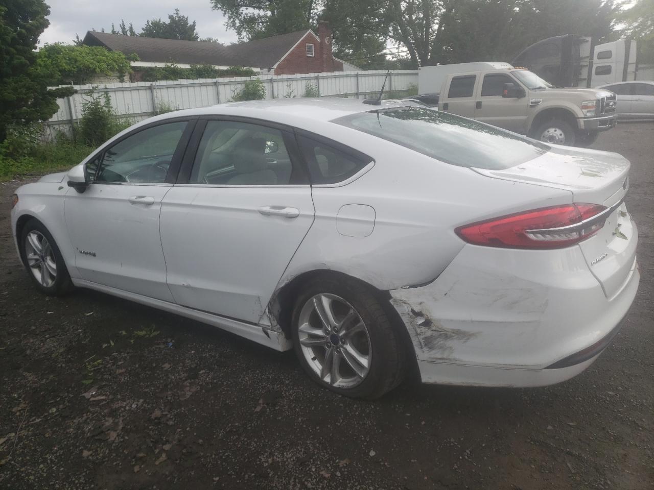 2018 Ford Fusion S Hybrid vin: 3FA6P0UU7JR100395