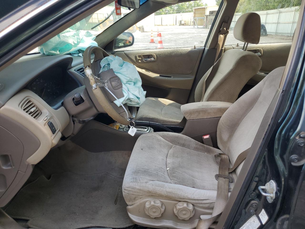 1HGCG665X1A132288 2001 Honda Accord Lx