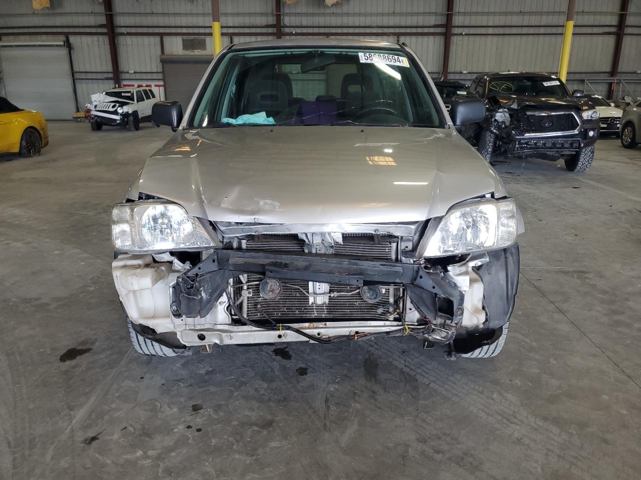 JHLRD2846YC007949 2000 Honda Cr-V Lx