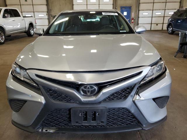 VIN 4T1B11HK0JU058651 2018 Toyota Camry, L no.5