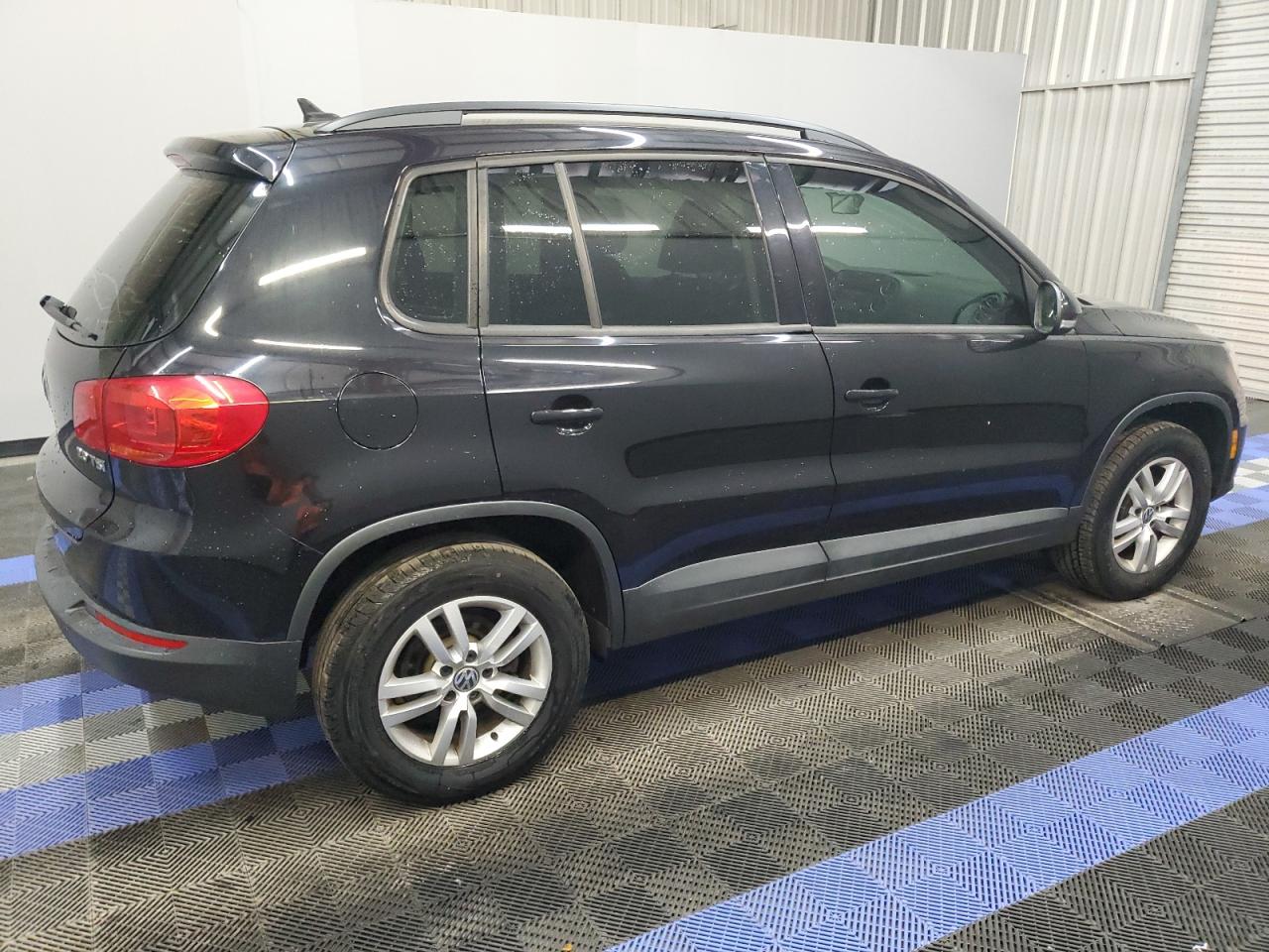 WVGAV7AX4FW548224 2015 Volkswagen Tiguan S