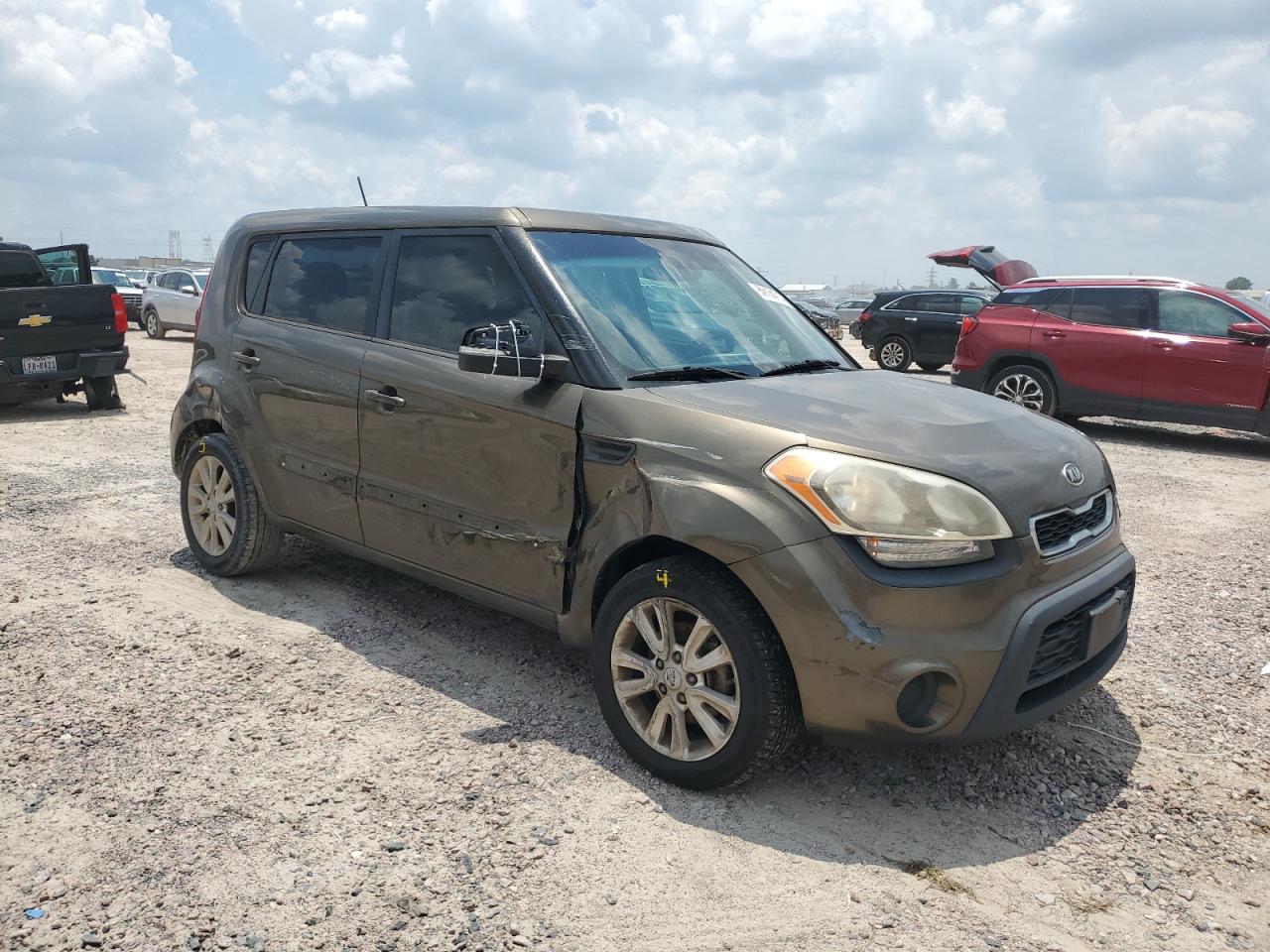 KNDJT2A65C7402263 2012 Kia Soul +