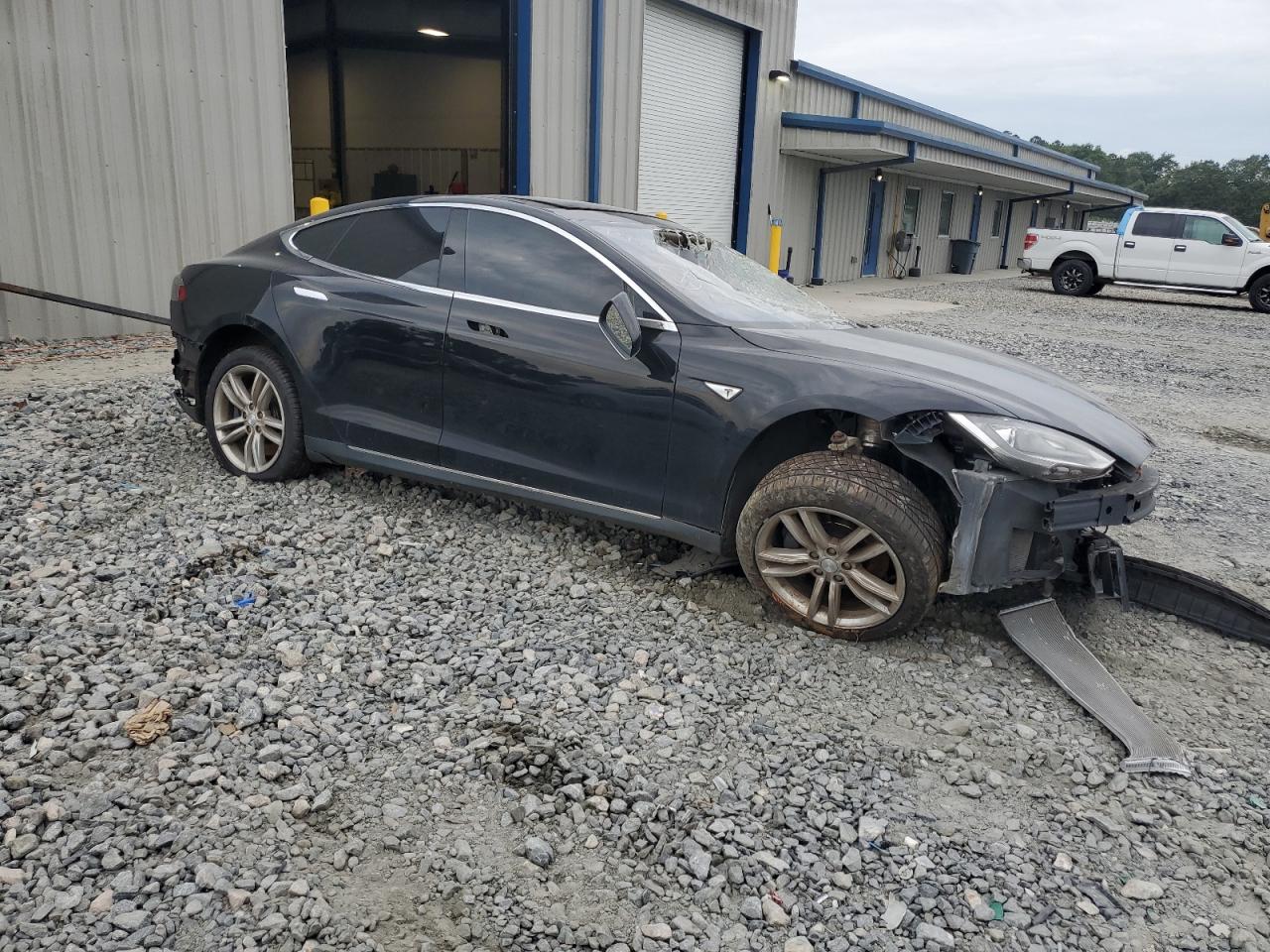 5YJSA1DN8DFP26861 2013 Tesla Model S