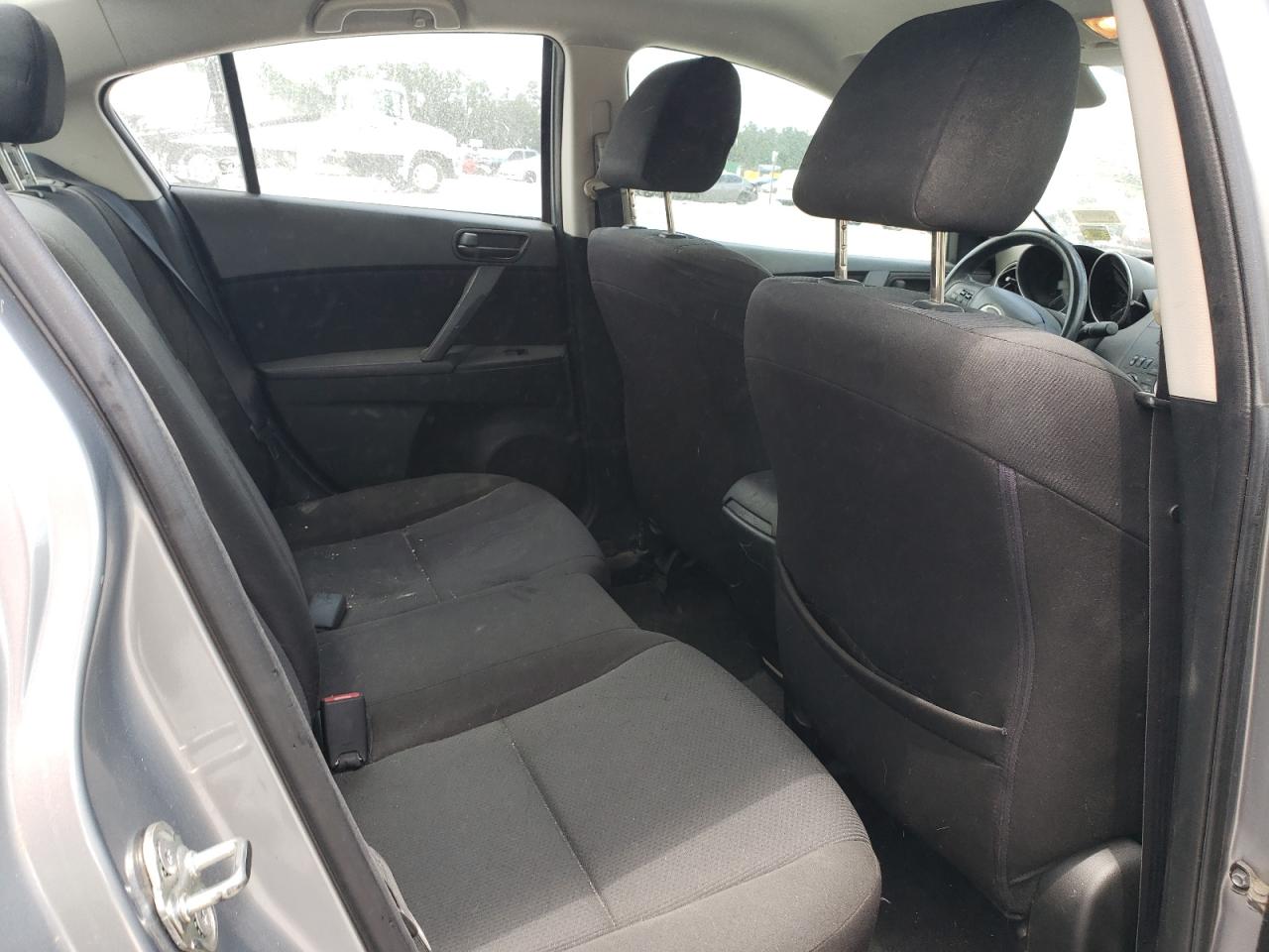 JM1BL1UF2B1482827 2011 Mazda 3 I